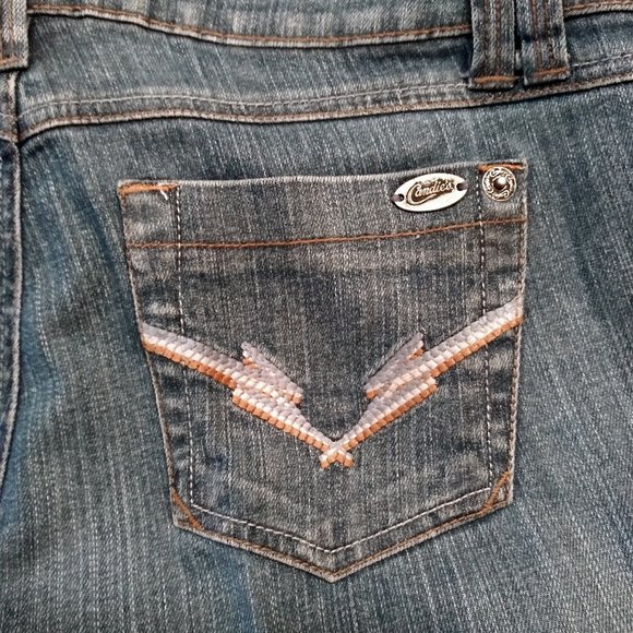 Size 7 Boot Cut Jeans with Fading, Denim  Jean, Candies Jeans, Stone Wash - Picture 7 of 11